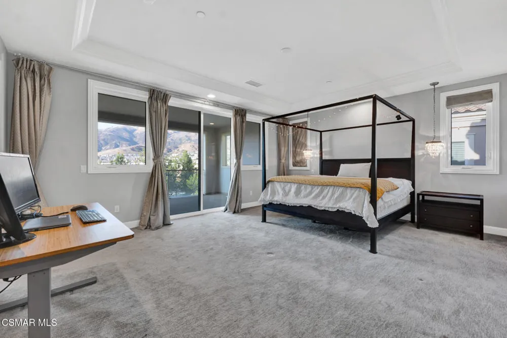 20511 Lantana Court Porter Ranch, CA 91326