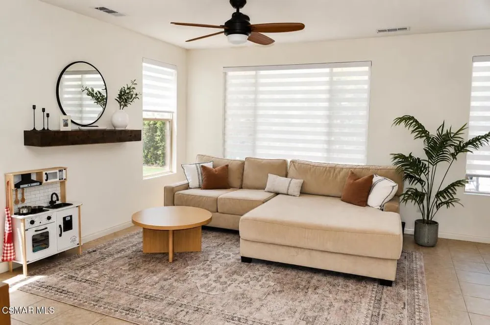 4707 Beachwood Court Moorpark, CA 93021