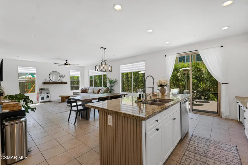 4707 Beachwood Court Moorpark, CA 93021