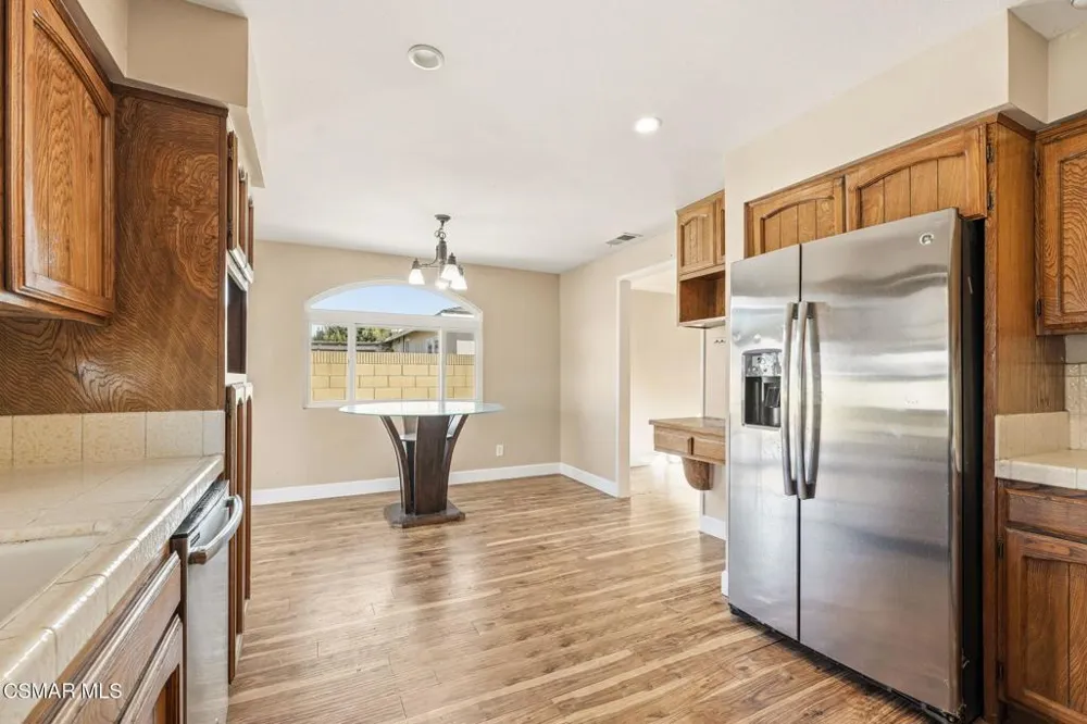6271 Marsha Avenue Simi Valley, CA 93063