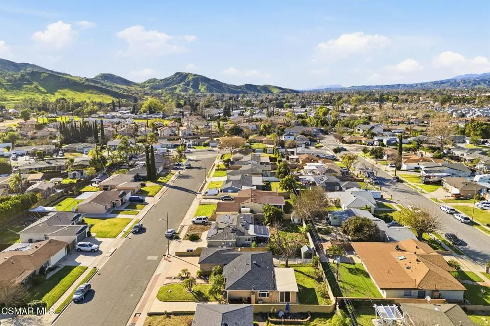 6271 Marsha Avenue Simi Valley, CA 93063