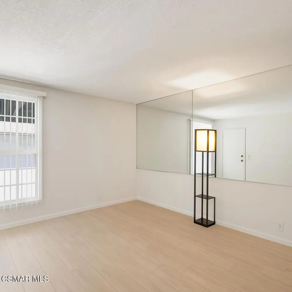31552 Agoura Road #4 Westlake Village, CA 91361