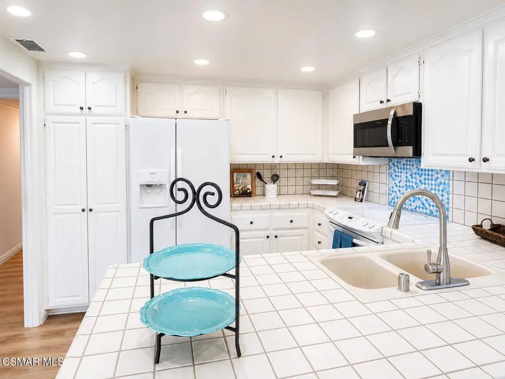 32355 Saddle Mountain Drive Westlake Village, CA 91361