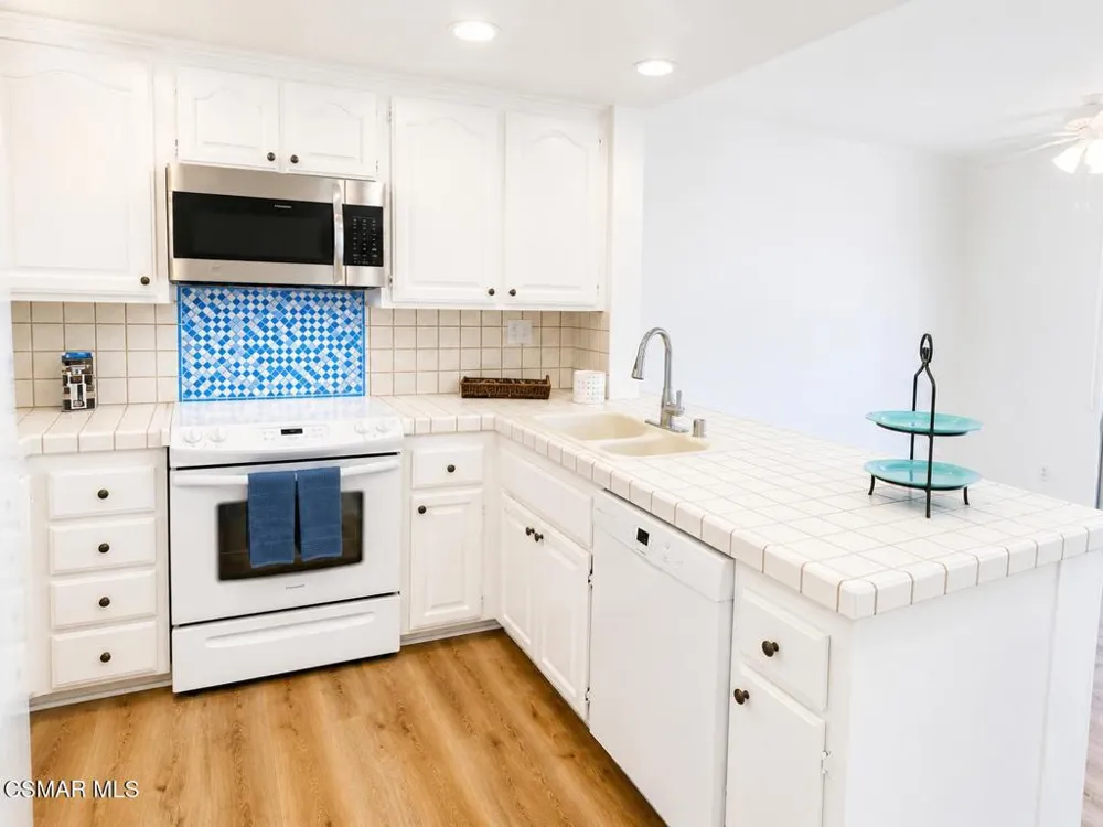 32355 Saddle Mountain Drive Westlake Village, CA 91361