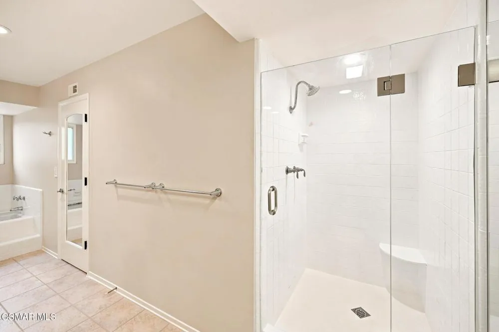 1616 Valecroft Avenue Westlake Village, CA 91361