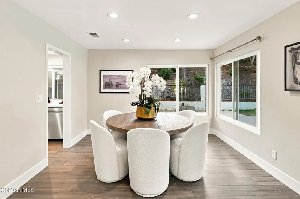 1616 Valecroft Avenue Westlake Village, CA 91361