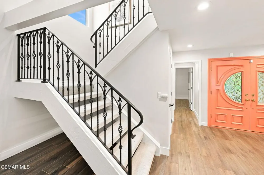 1616 Valecroft Avenue Westlake Village, CA 91361