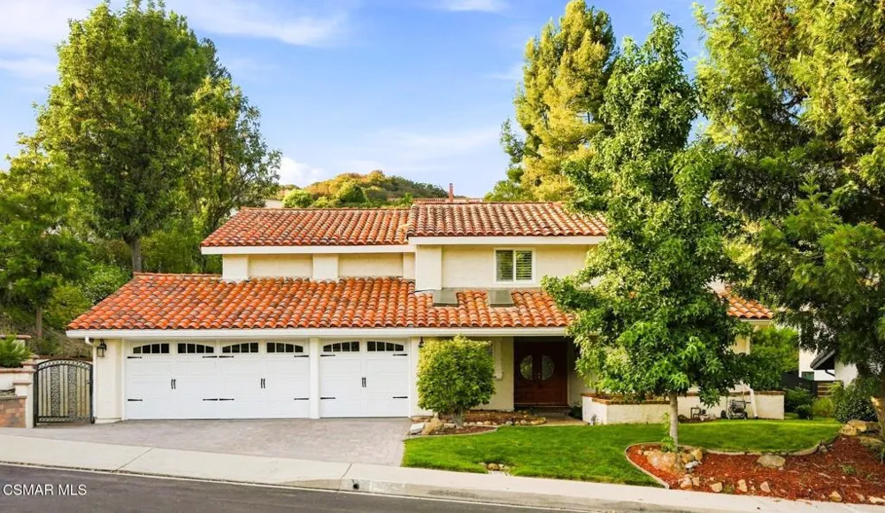 1616 Valecroft Avenue Westlake Village, CA 91361