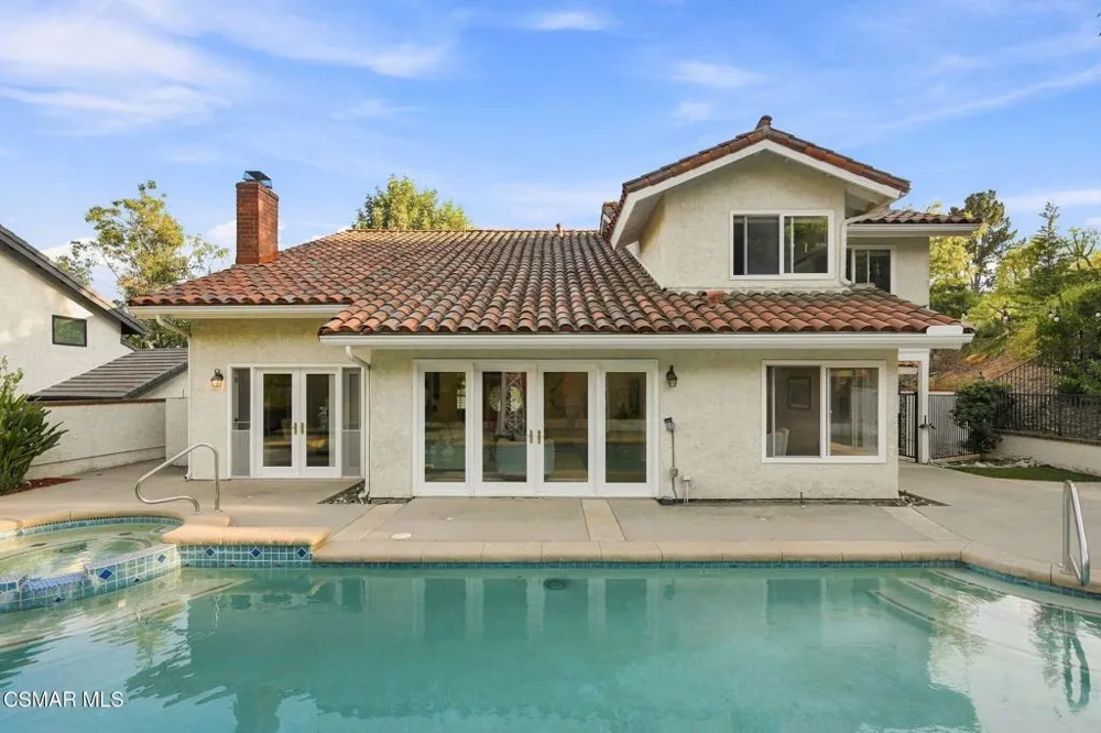 1616 Valecroft Avenue Westlake Village, CA 91361