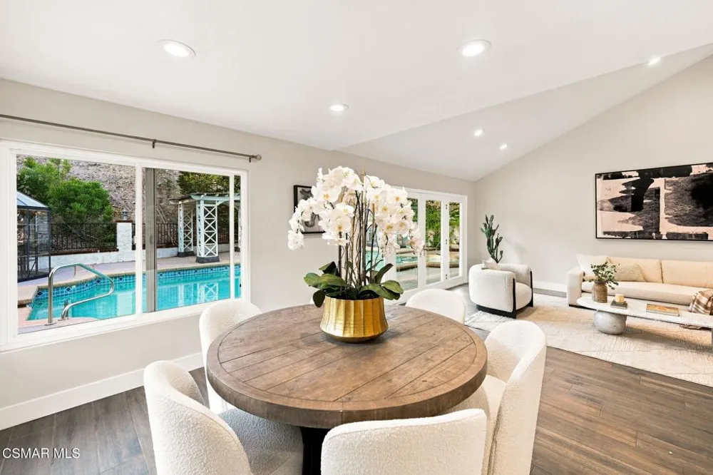 1616 Valecroft Avenue Westlake Village, CA 91361
