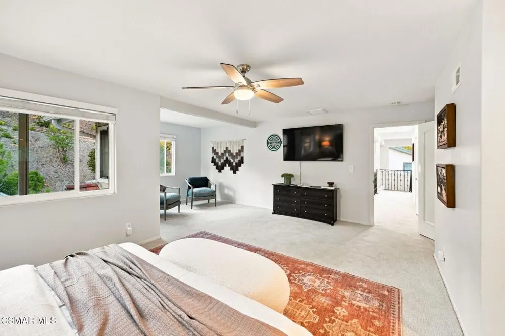 1616 Valecroft Avenue Westlake Village, CA 91361