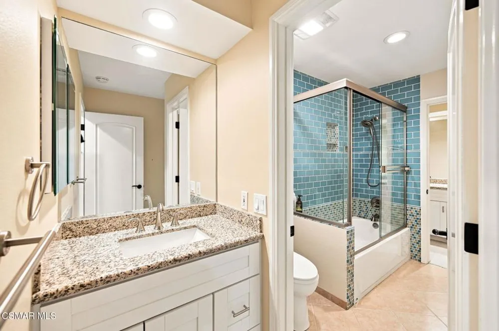 1616 Valecroft Avenue Westlake Village, CA 91361