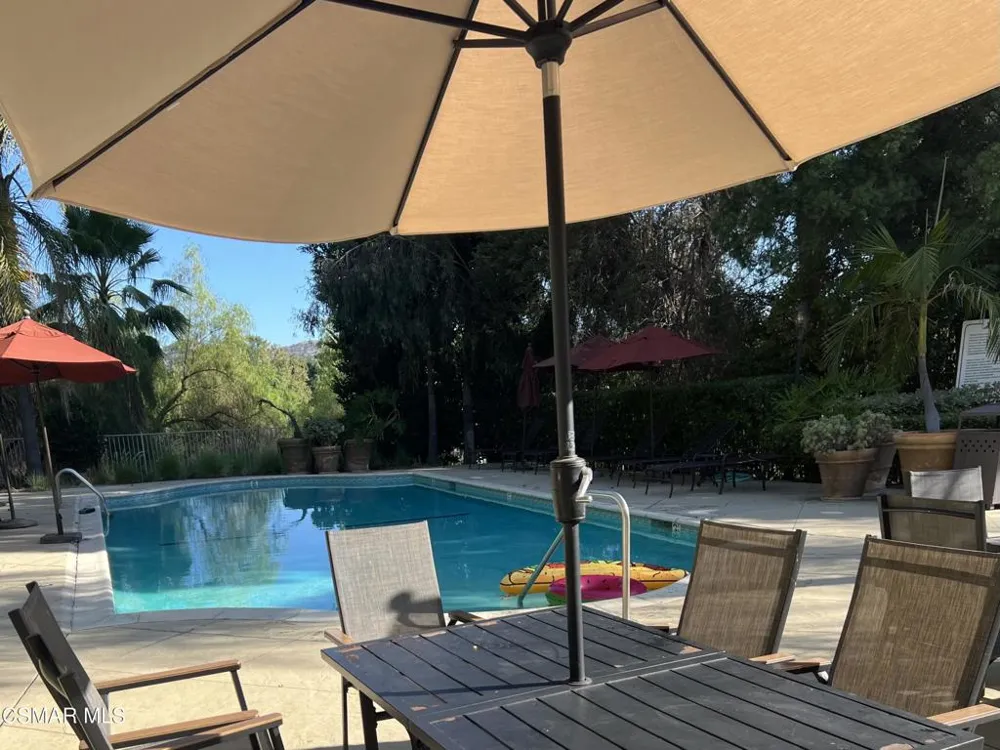 5210 Premiere Hills Drive #230 Woodland Hills, CA 91364