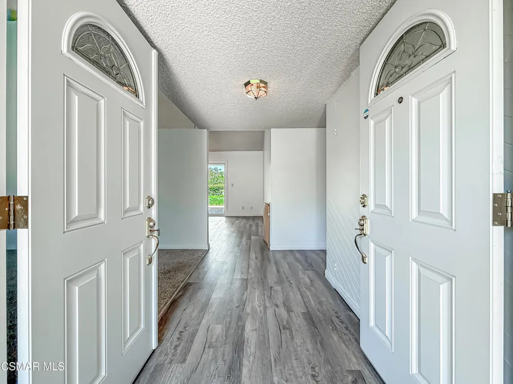 29249 Hillrise Drive Agoura Hills, CA 91301
