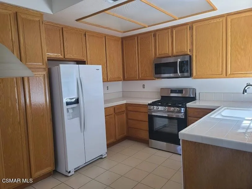 1029 Amberton Lane Newbury Park, CA 91320
