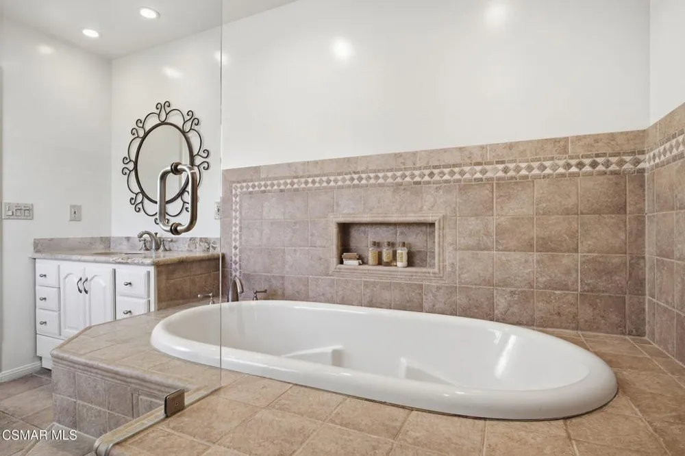 1044 Twinfoot Court Westlake Village, CA 91361