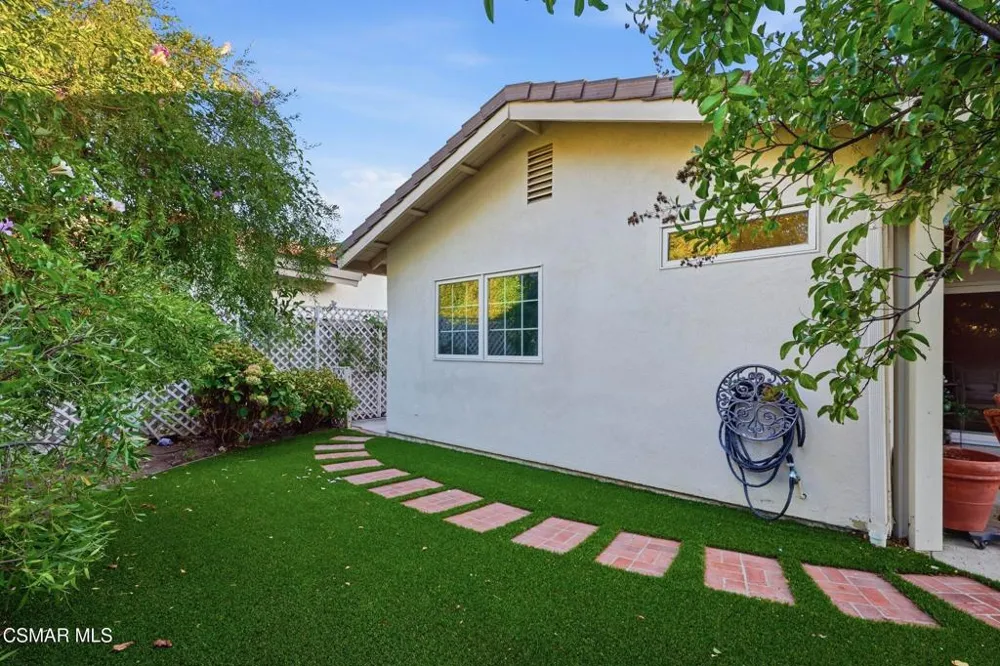 1044 Twinfoot Court Westlake Village, CA 91361