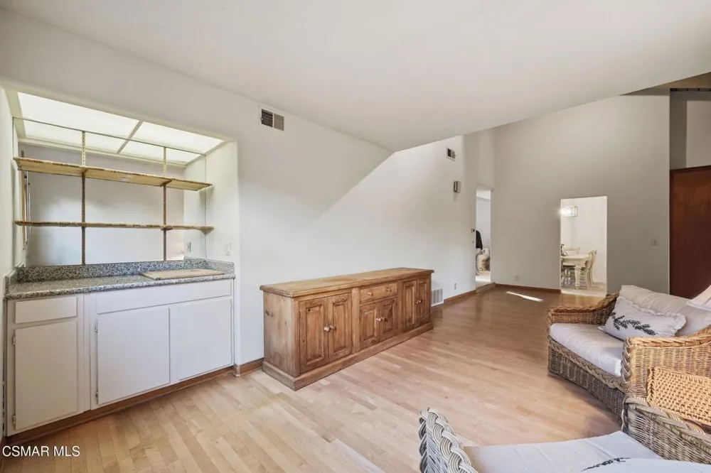 1044 Twinfoot Court Westlake Village, CA 91361