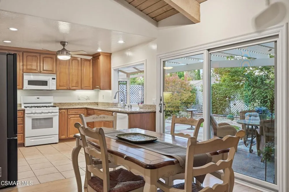 1044 Twinfoot Court Westlake Village, CA 91361