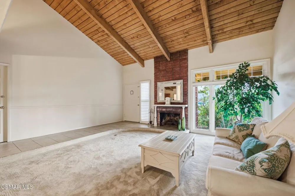 1044 Twinfoot Court Westlake Village, CA 91361