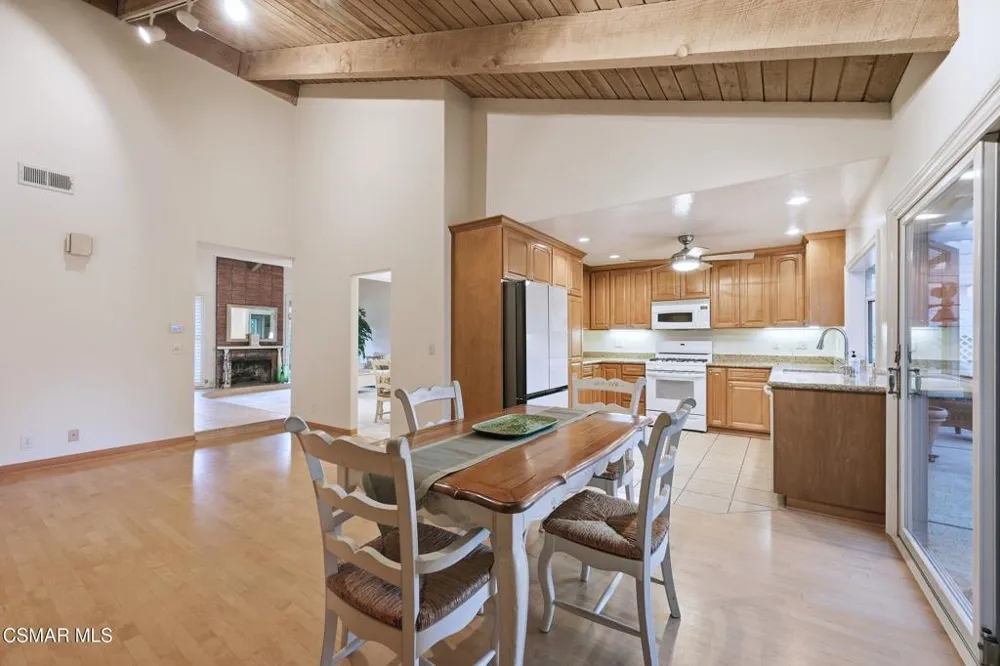 1044 Twinfoot Court Westlake Village, CA 91361