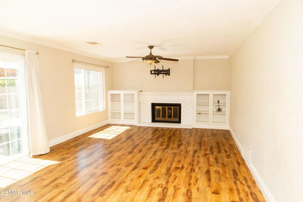 3975 Southhampton Road Moorpark, CA 93021