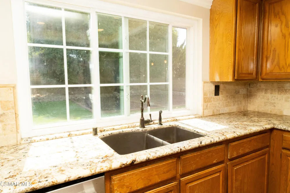 3975 Southhampton Road Moorpark, CA 93021