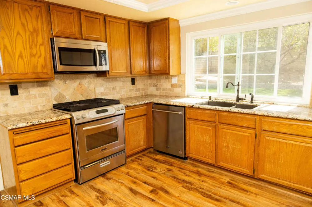 3975 Southhampton Road Moorpark, CA 93021