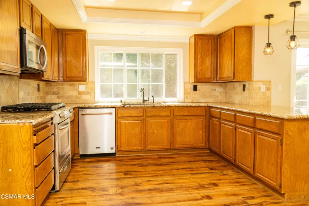 3975 Southhampton Road Moorpark, CA 93021