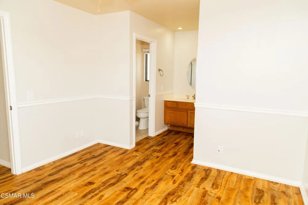 3975 Southhampton Road Moorpark, CA 93021