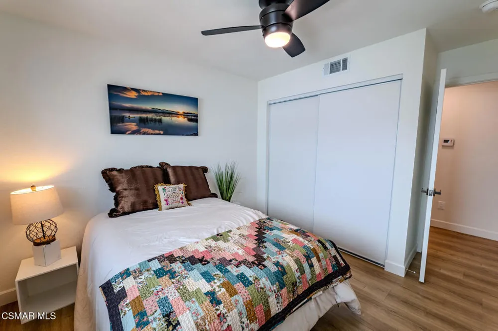 8018 Winnetka Avenue Winnetka, CA 91306