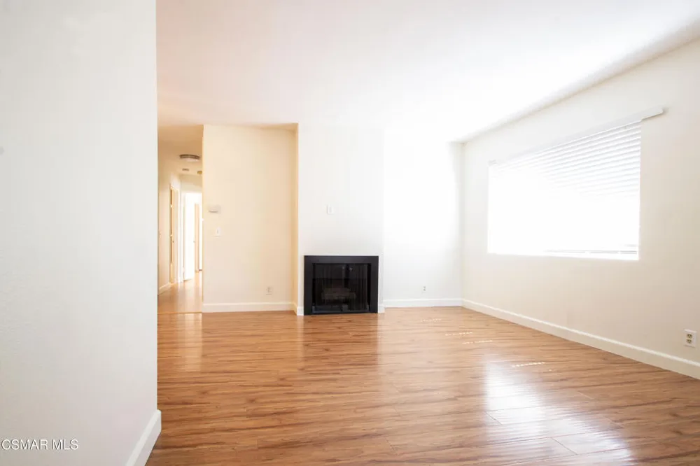 2583 La Paloma Circle Thousand Oaks, CA 91360