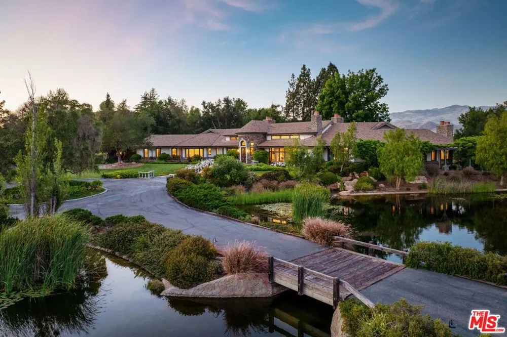 1430 Count Fleet Street Santa Ynez, CA 93460