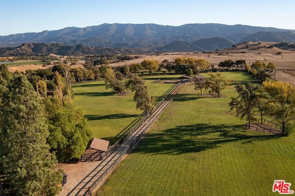 1430 Count Fleet Street Santa Ynez, CA 93460