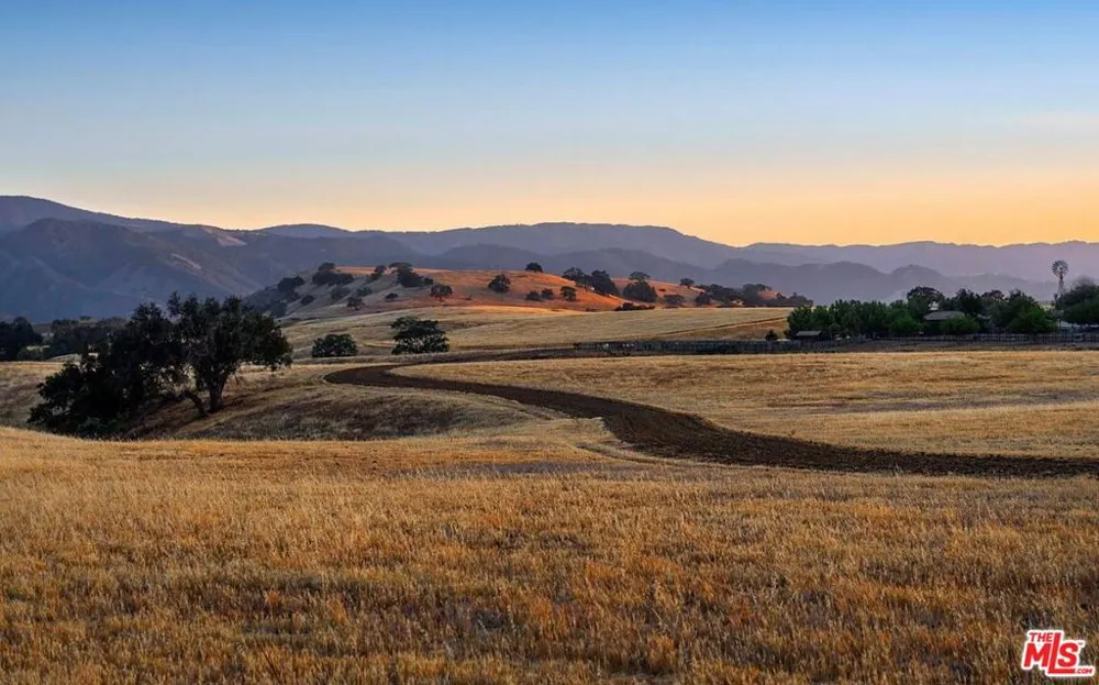 1430 Count Fleet Street Santa Ynez, CA 93460