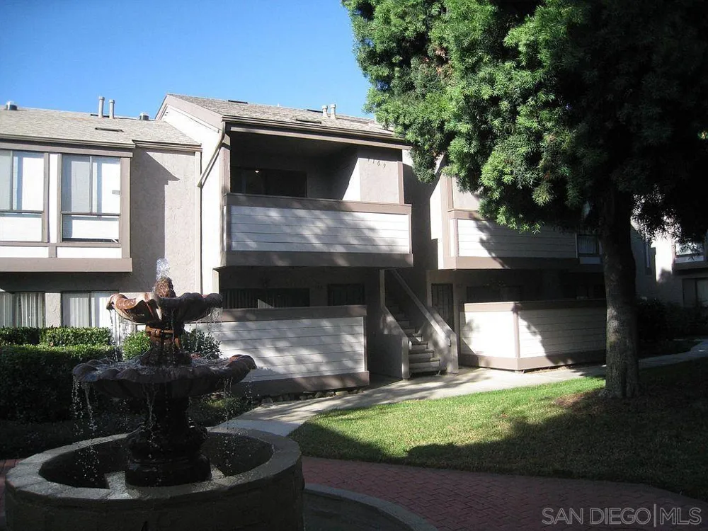 9109 Village Glen #268 San Diego, CA 92123
