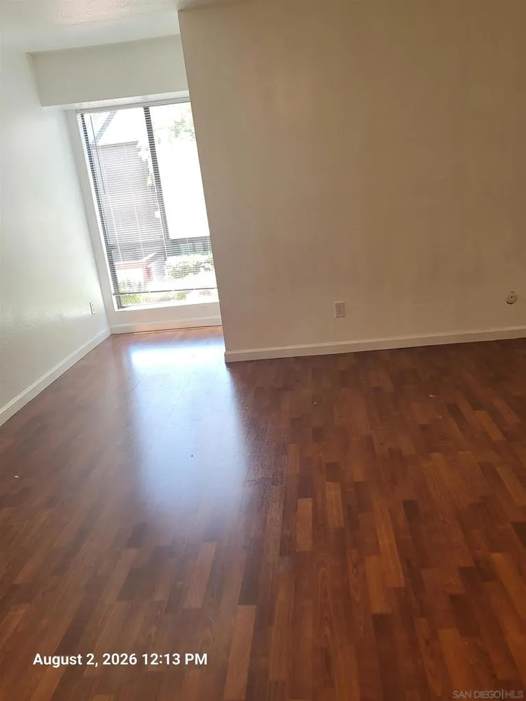 9109 Village Glen #268 San Diego, CA 92123
