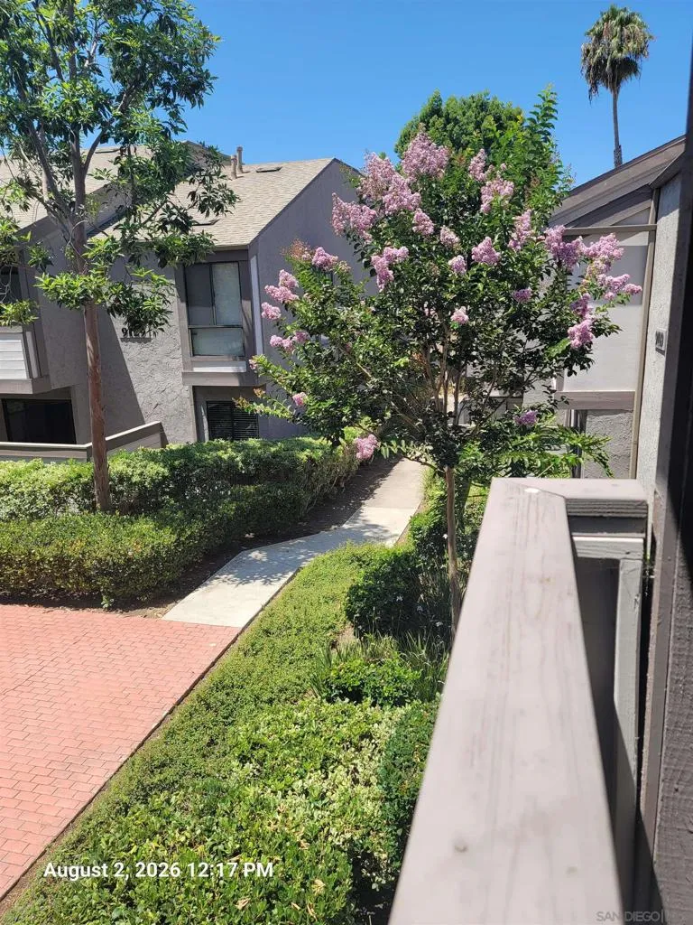 9109 Village Glen #268 San Diego, CA 92123