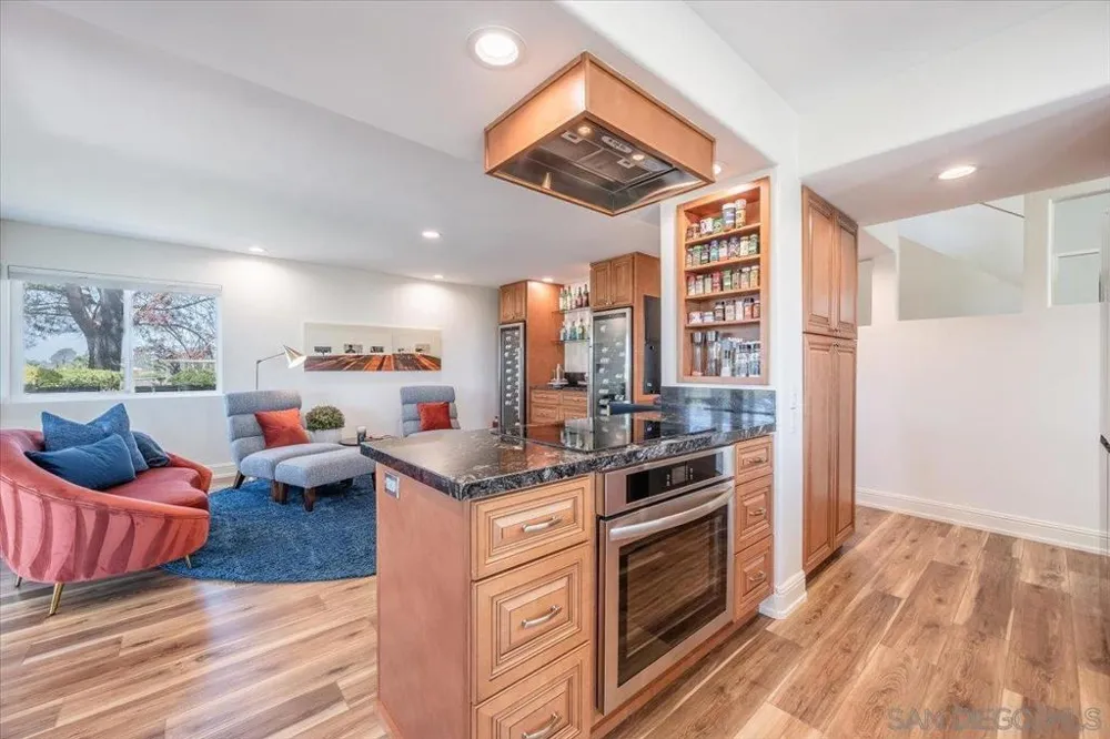 3603 Lorimer Ln Encinitas, CA 92024