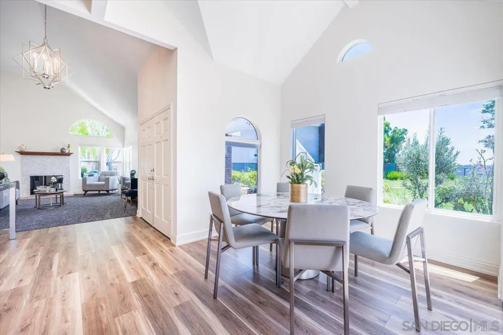 3603 Lorimer Ln Encinitas, CA 92024