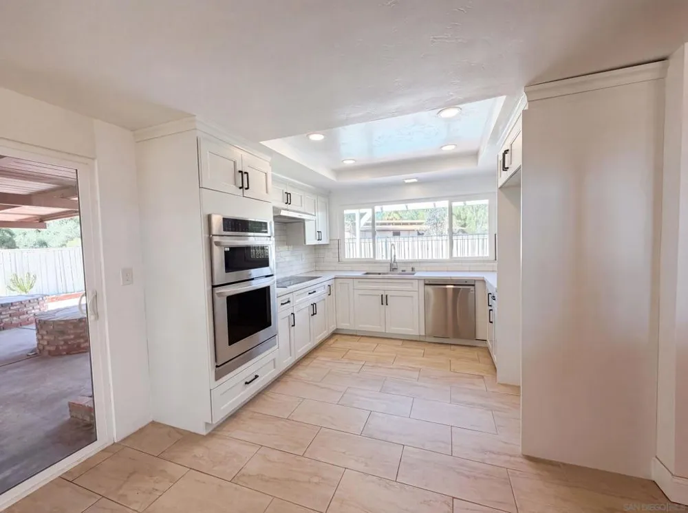15408 Glentree Valley Center, CA 92082