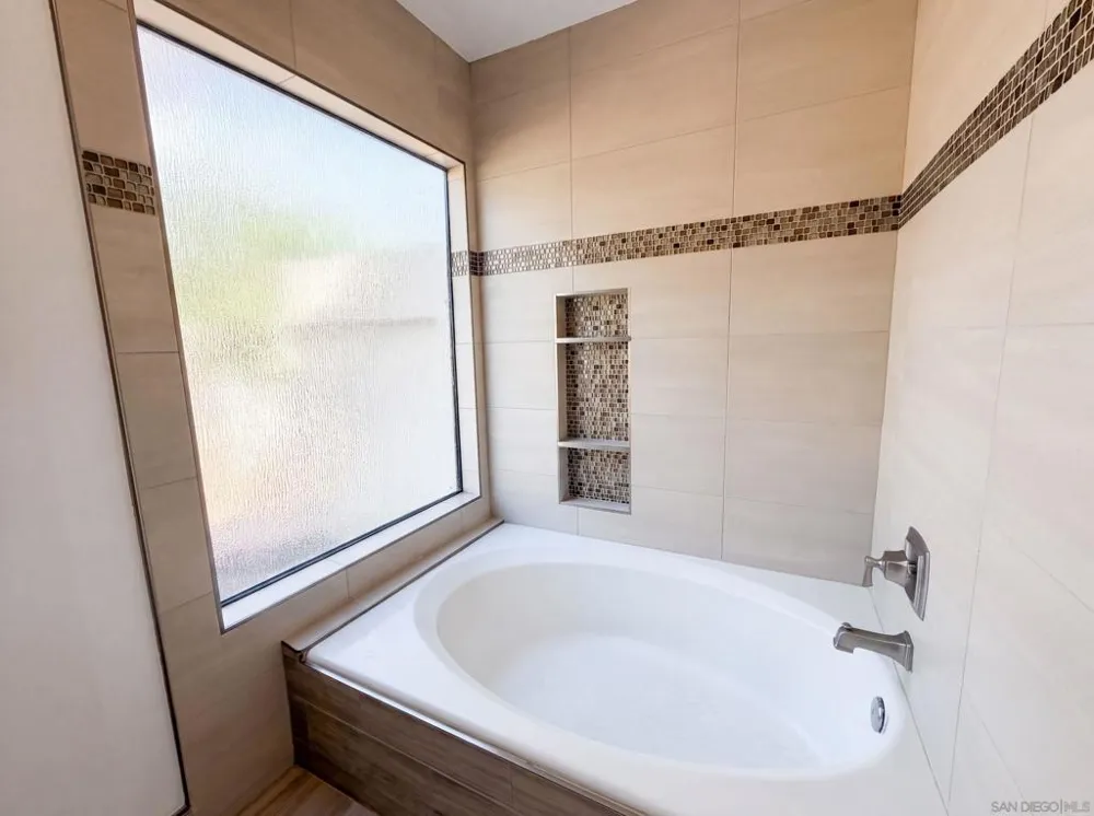 15408 Glentree Valley Center, CA 92082