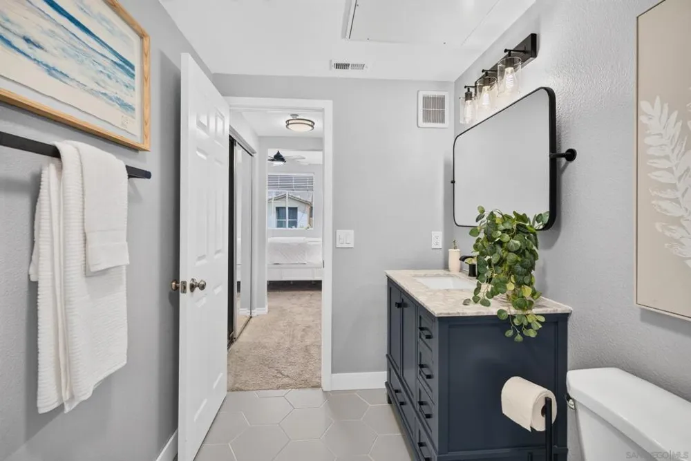 3830 Elijah #426 San Diego, CA 92130