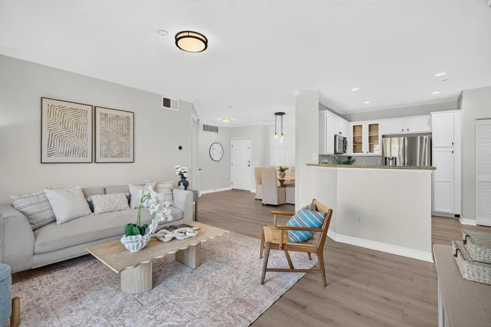 3830 Elijah #426 San Diego, CA 92130
