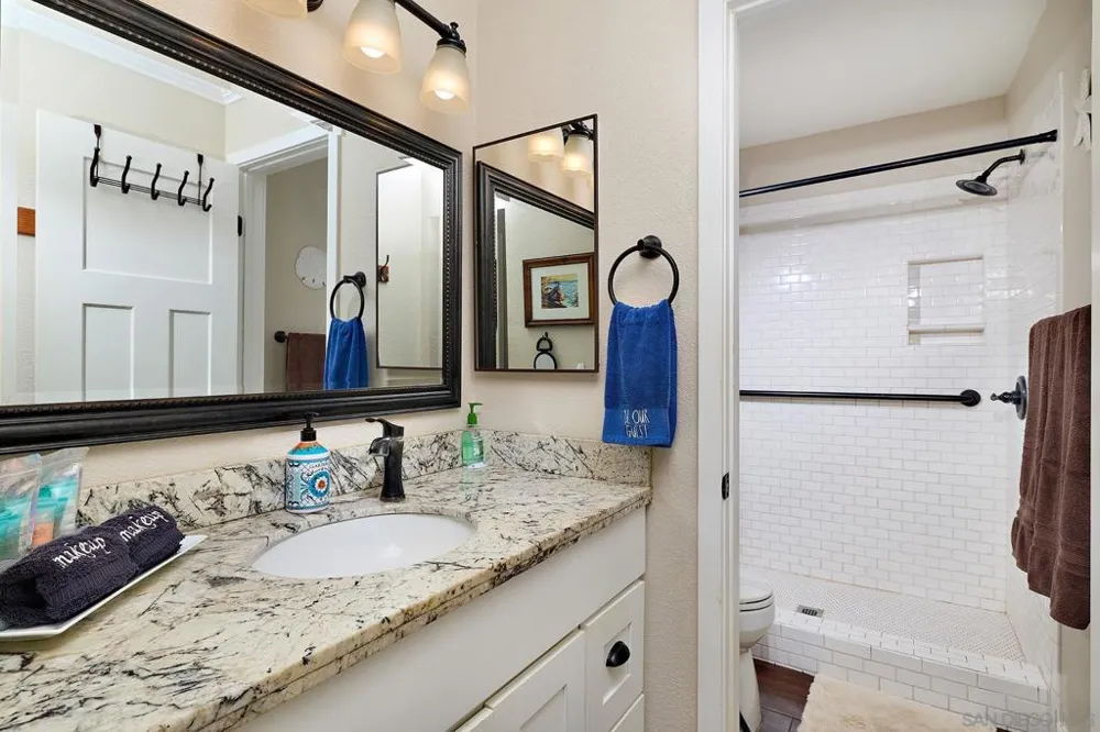 999 Pacific St. #G11 Oceanside, CA 92054