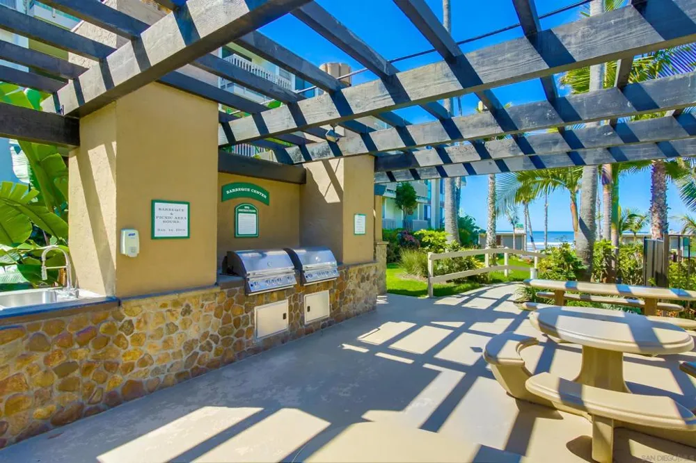 999 Pacific St. #G11 Oceanside, CA 92054
