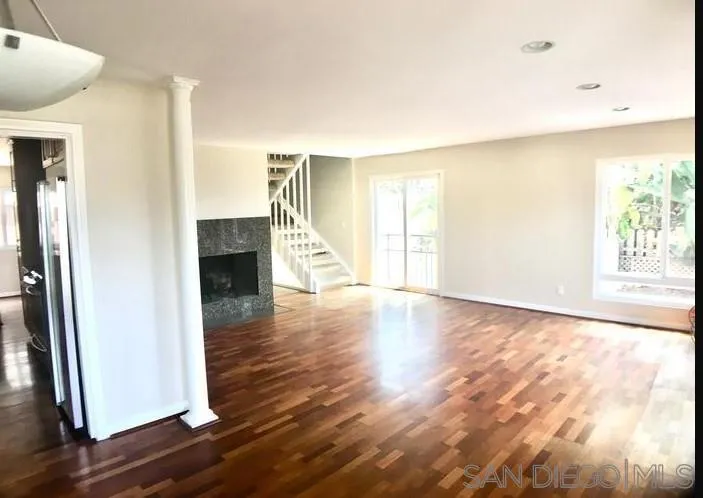 223 10th Street Del Mar, CA 92014