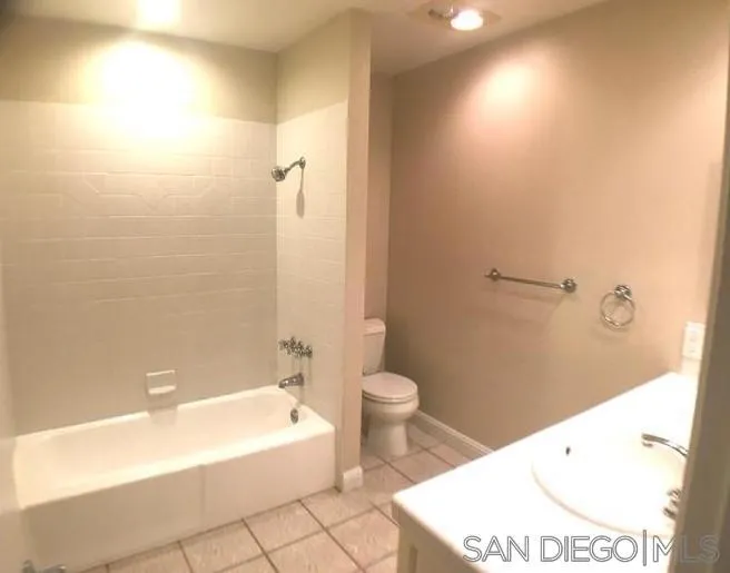 223 10th Street Del Mar, CA 92014