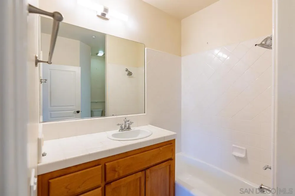 613 Carnation Ln Fallbrook, CA 92028