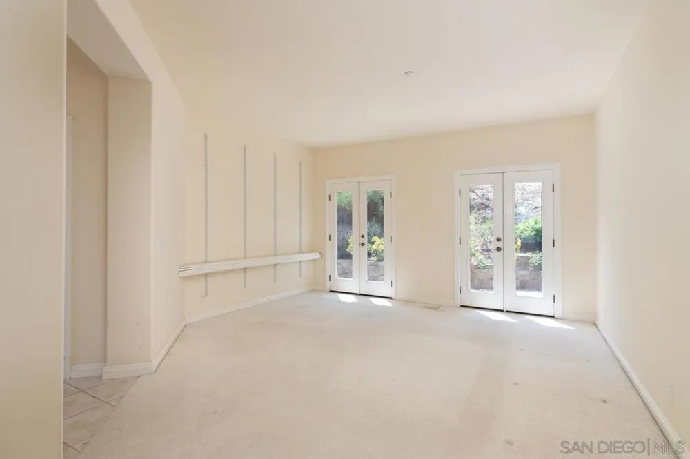613 Carnation Ln Fallbrook, CA 92028